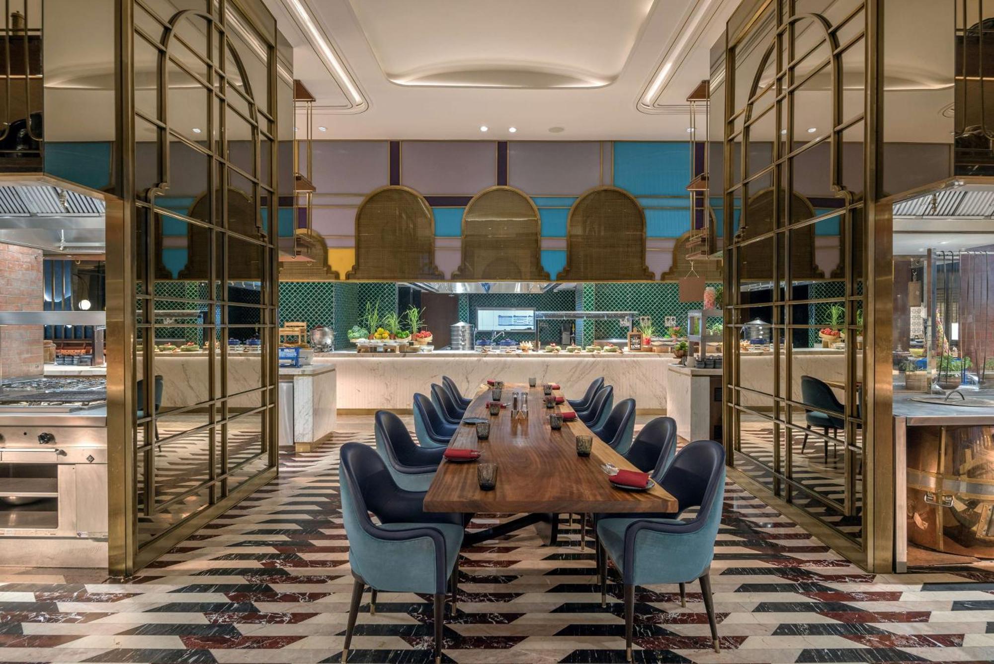 Radisson Blu Hotel & Spa, Nashik Exteriör bild